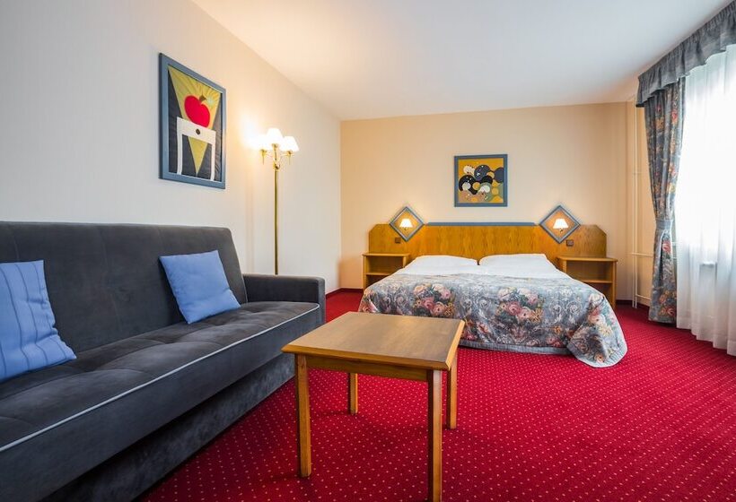 高级大房间, Concertino Zlata Husa