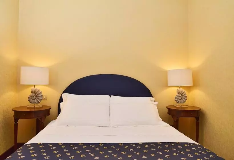 اتاق اکونومی, Firenze E Continentale