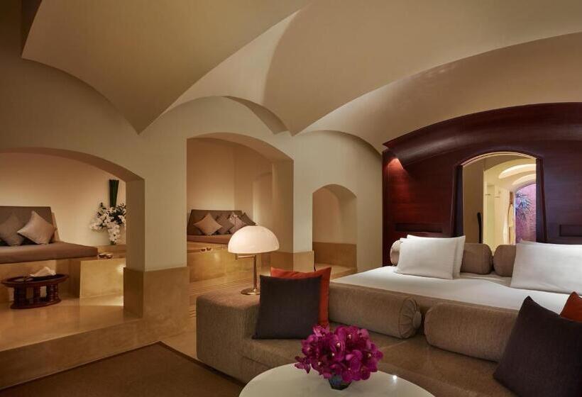 Люкс с Бассейном, Hyatt Regency Hua Hin