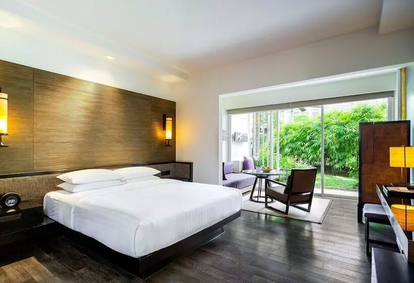 اتاق کلاب, Hyatt Regency Hua Hin