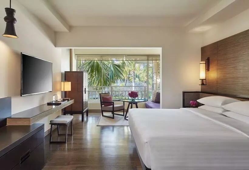 اتاق کلاب, Hyatt Regency Hua Hin