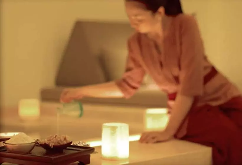 سوئیت با بالکن, Hyatt Regency Hua Hin