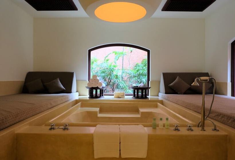 Люкс с Балконом, Hyatt Regency Hua Hin