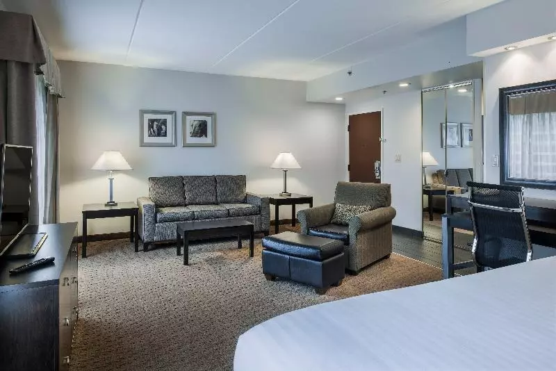 اتاق کلاب, Hyatt Regency Hua Hin