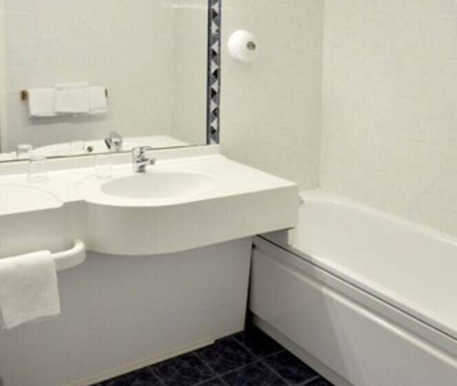 标准间, Isola Hôtel