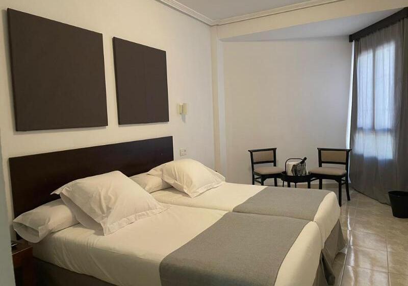 带大床的行政房间, Kamp