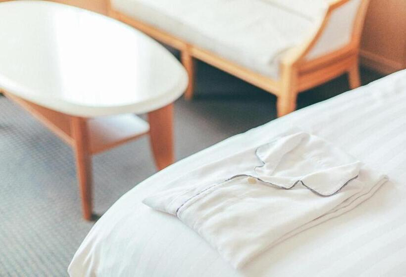 高级大房间, Kanazawa Kokusai