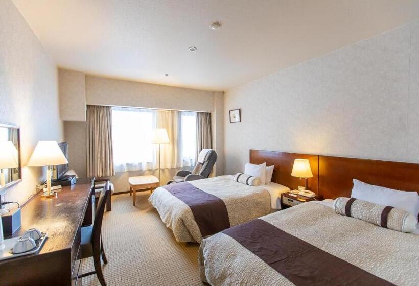 高级大房间, Kanazawa Kokusai