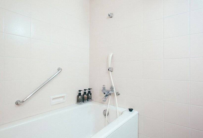 标准间, Kanazawa Kokusai