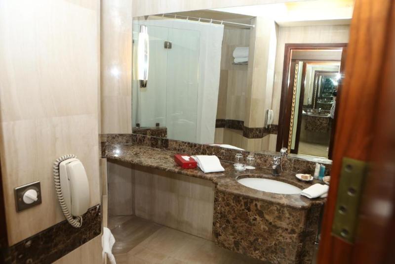 غرفة قياسية, Le Royal Amman