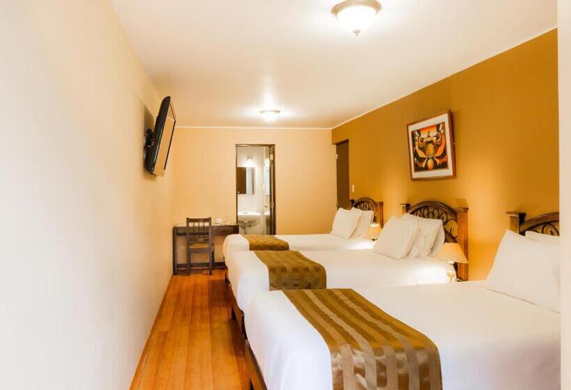 חדר סטנדרט לשלושה, Los Tambos Colonial