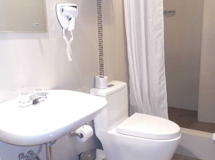 חדר סטנדרט יחיד, Los Tambos Colonial