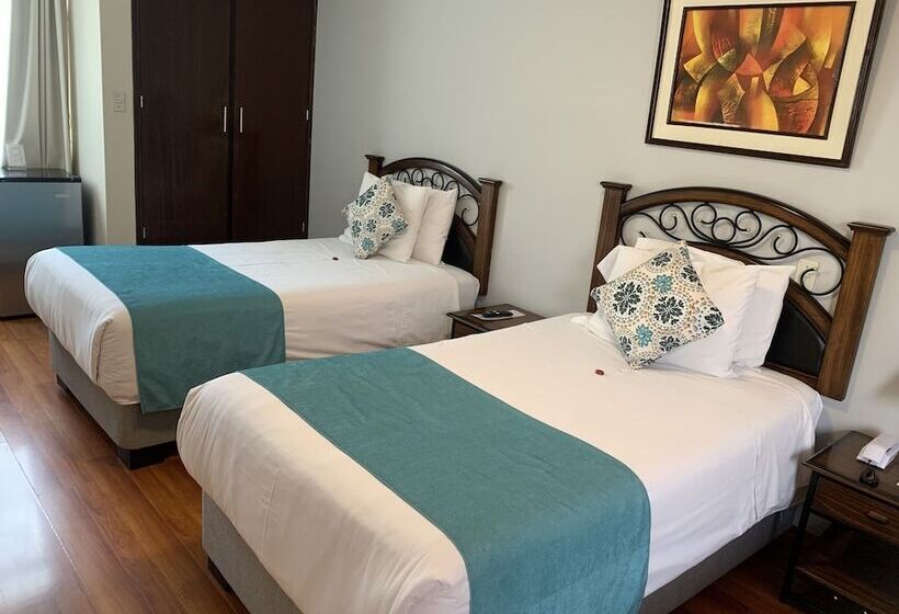 חדר סטנדרט, Los Tambos Colonial