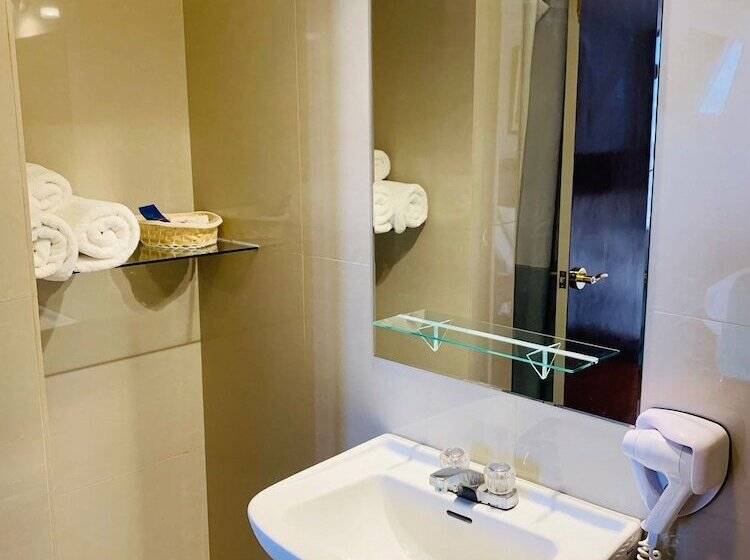 חדר סופריור, Los Tambos Colonial