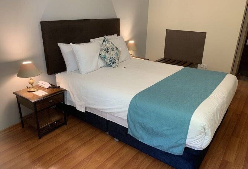 חדר סטנדרט, Los Tambos Colonial