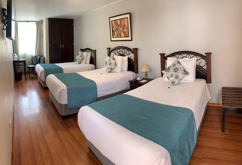 חדר סטנדרט לשלושה, Los Tambos Colonial