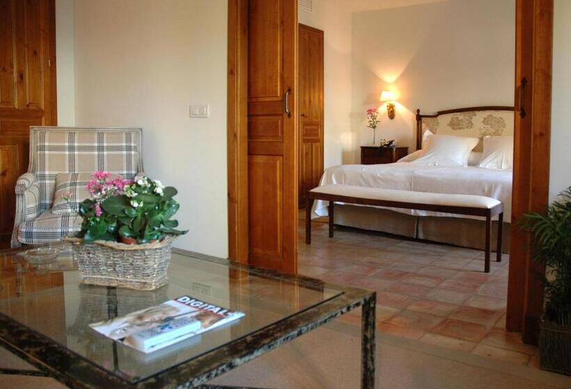 Полулюкс, Puerta De La Luna