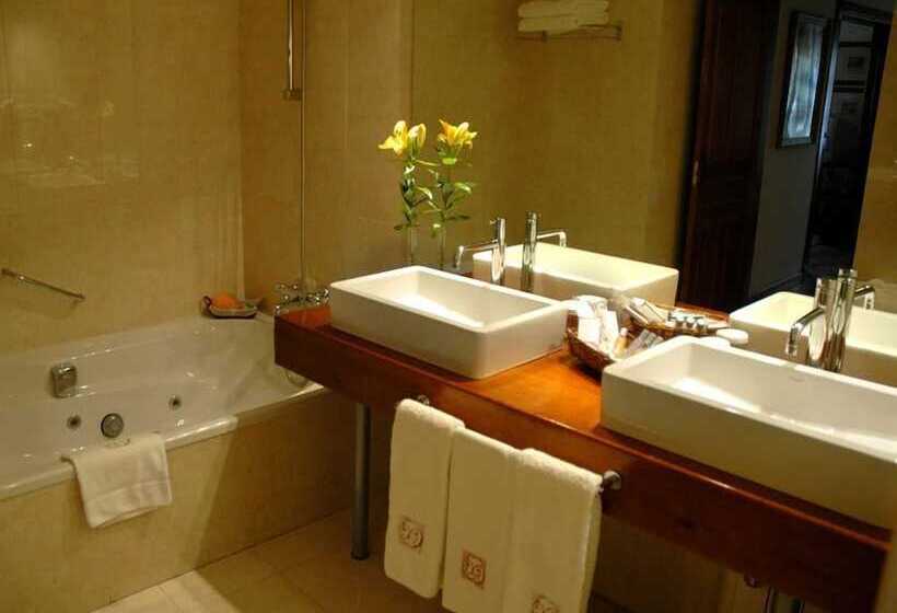 Номер Стандарт, Puerta De La Luna