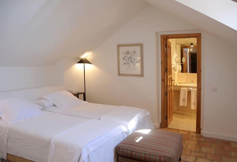 Номер Стандарт, Puerta De La Luna