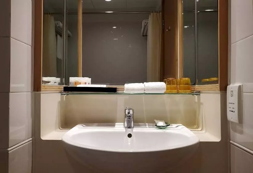 シングルデラックスルーム, Ramada Hong Kong Grand View