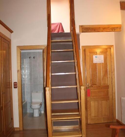 اتاق استاندارد سه نفره, San Roque