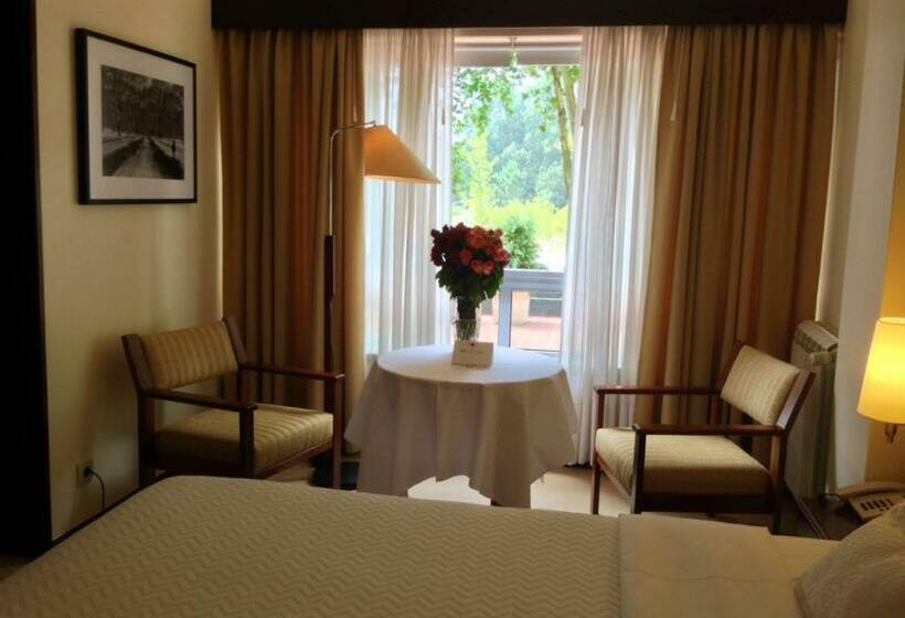 غرفة عائلية, Sao Jose