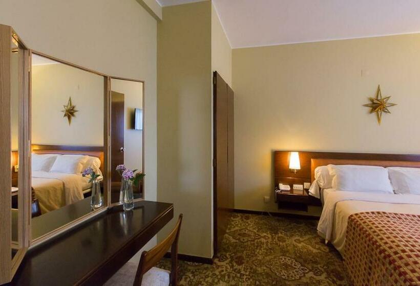 غرفة عائلية, Sao Jose