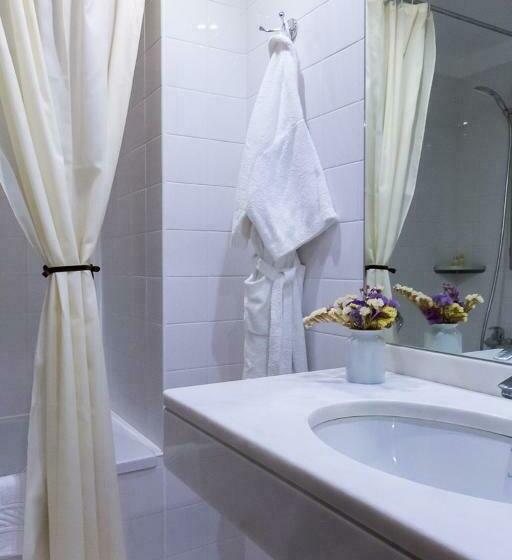 غرفة عائلية, Sao Jose