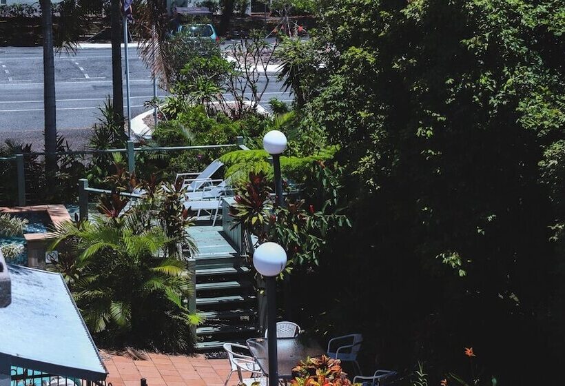 适合残疾人士使用的带超级大床的标准间, Heritage Cairns