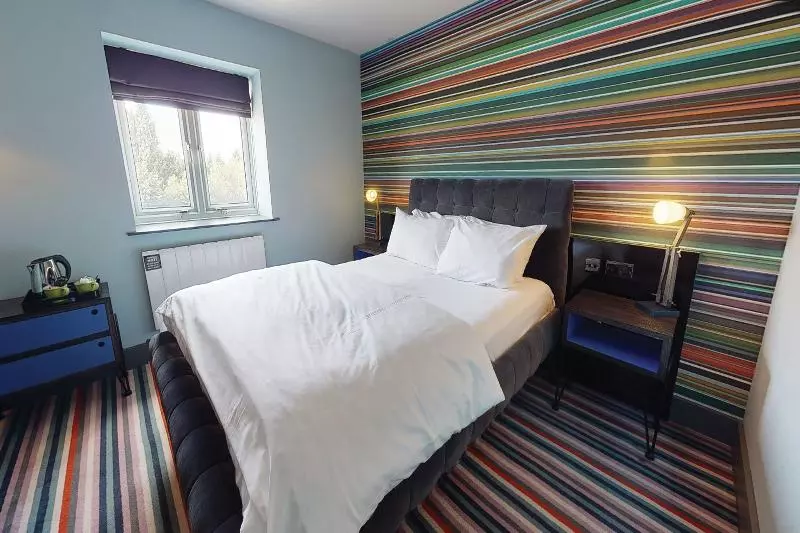 اتاق استاندارد, Village Hotel Coventry