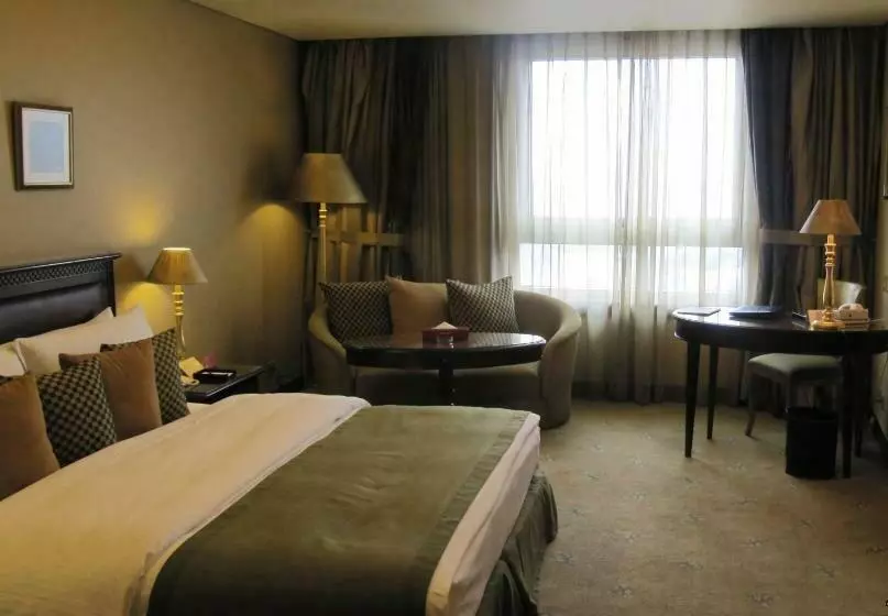 اتاق لوکس با تخت بزرگ, Le Royal Amman