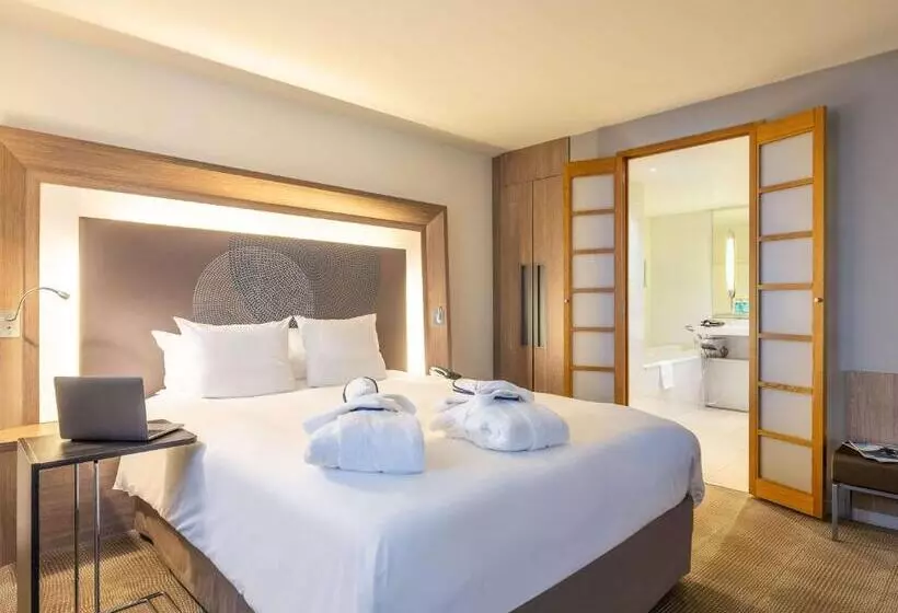 اتاق اجرایی سه نفره, Novotel Mechelen Centrum