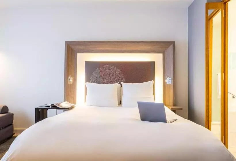 اتاق لوکس سه تخته, Novotel Mechelen Centrum