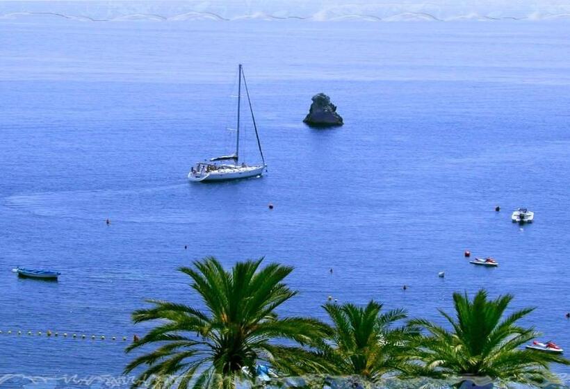 オーシャンビュースタンダードルームテラス付き, Villa Arianna