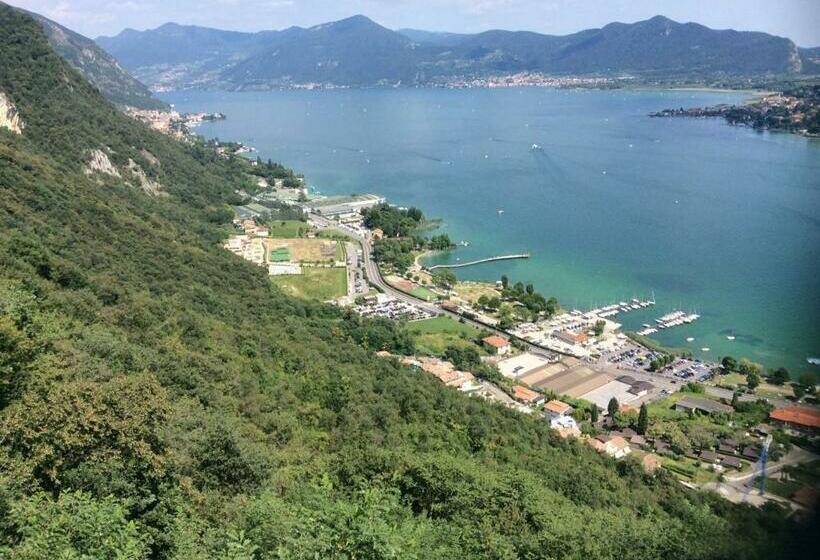 Suite with lake view, B&b La Forcella