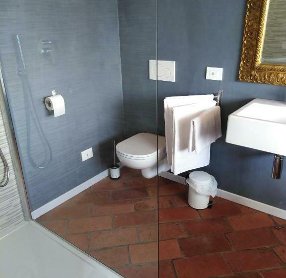 주니어 스위트, B&b La Forcella