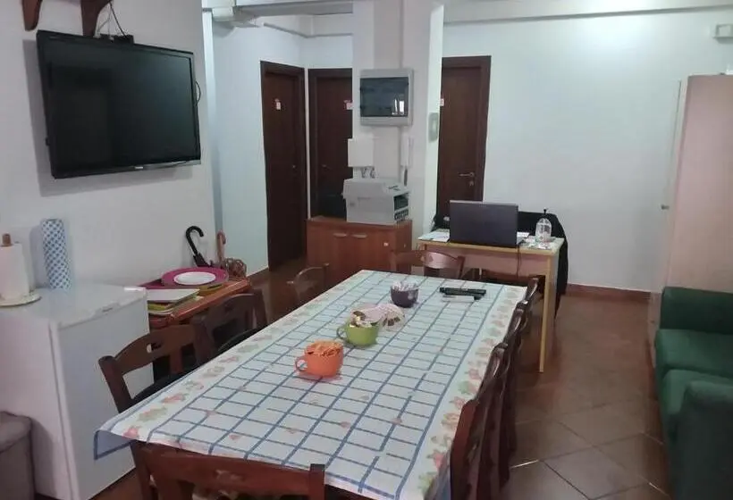 اتاق استاندارد سه تخته با بالکن, A Casa Di Luca