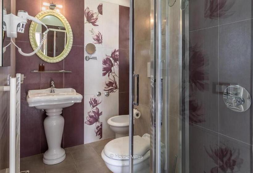 オーシャンビューデラックスルームバルコニー付き, Villa Nicolaci   Liberty Suites