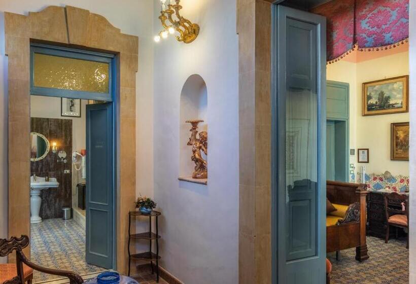 Люкс Кровать Кинг, Villa Nicolaci   Liberty Suites
