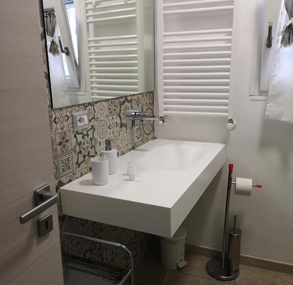 豪华房间, Il Peccato Originale