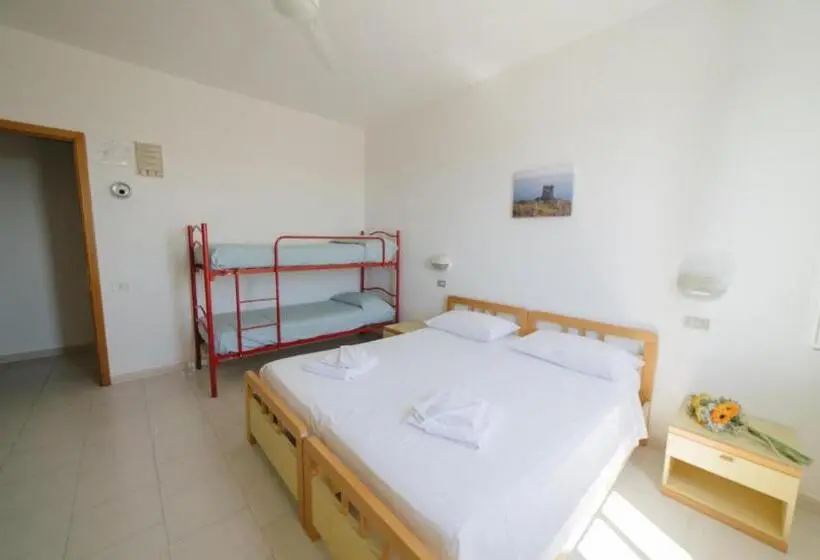 اتاق استاندارد چهار تخته, Albergo Marla