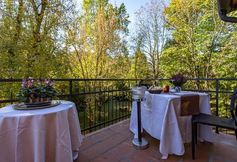 חדר סופריור, La Tagliolina