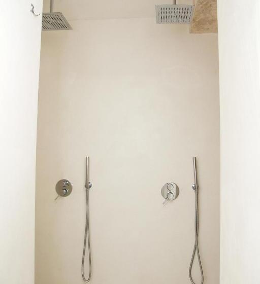 חדר סופריור לשלושה, Dimora Ausentum