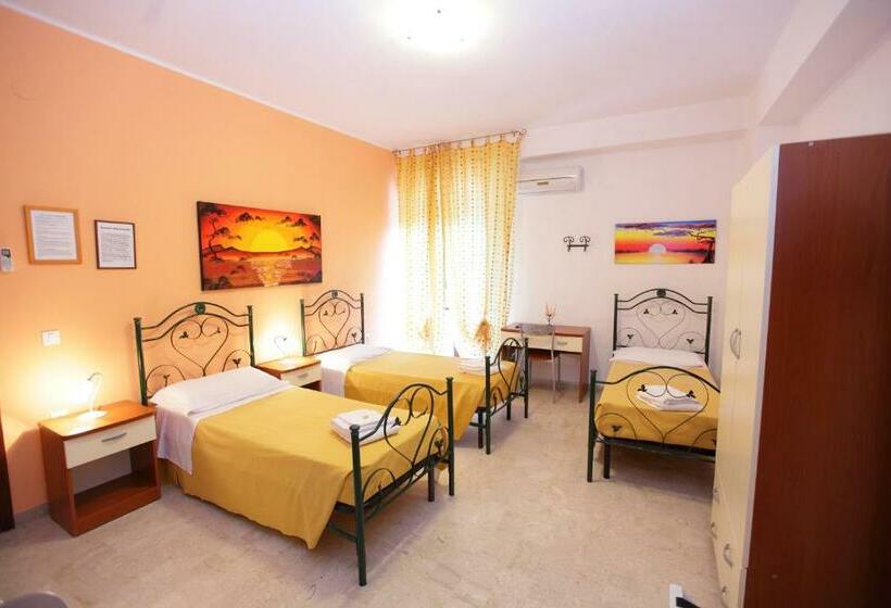 اتاق استاندارد با سرویس بهداشتی مشترک, B&b Attico