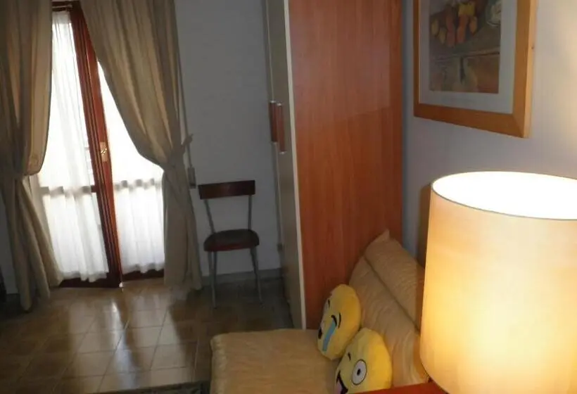 Standard room with outdoor bath, Don Milani