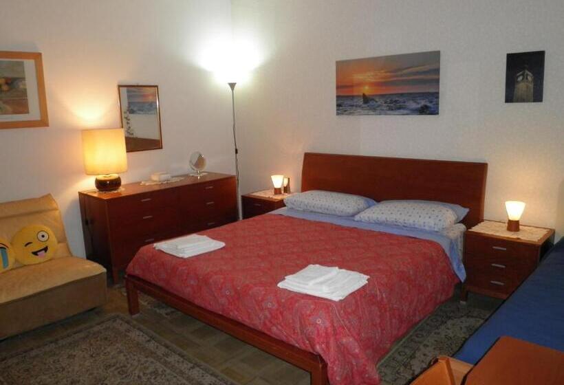 Standard room with outdoor bath, Don Milani