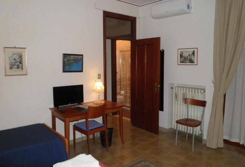 Standard room with outdoor bath, Don Milani