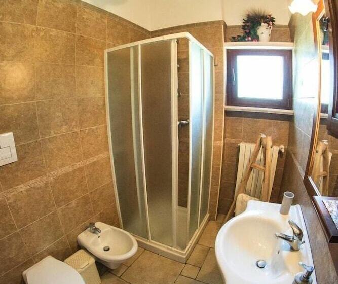 Студия Стандарт, Agriturismo Grotta Di Figazzano