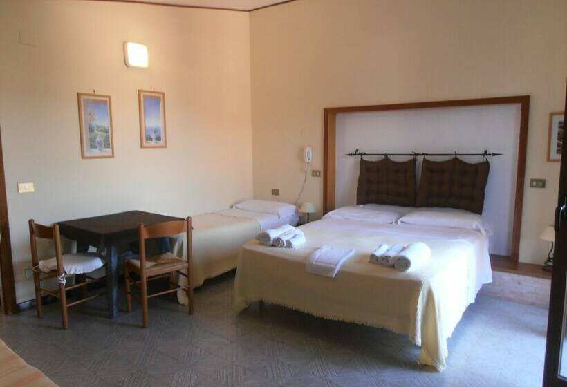 اتاق استاندارد چهار تخته, Palinuroholiday