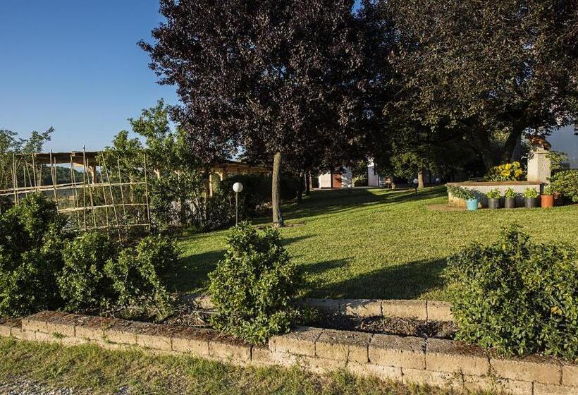 اتاق استاندارد با تخت بزرگ, Agriturismo Il Fontanile